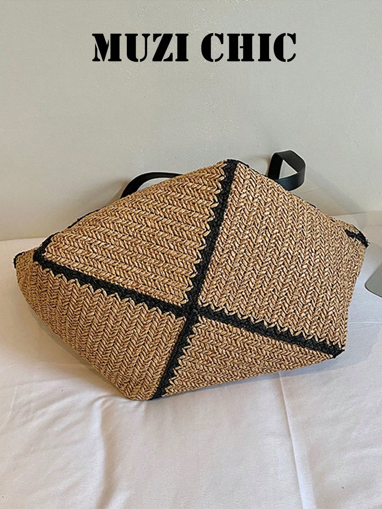 Minimalist Raffia Woven Daily Tote Bag With Spacious Interior And Comfortable Handles, Perfect For Work, Errands Or Beach Vacation, Blending Natural Texture With Everyday Functionality