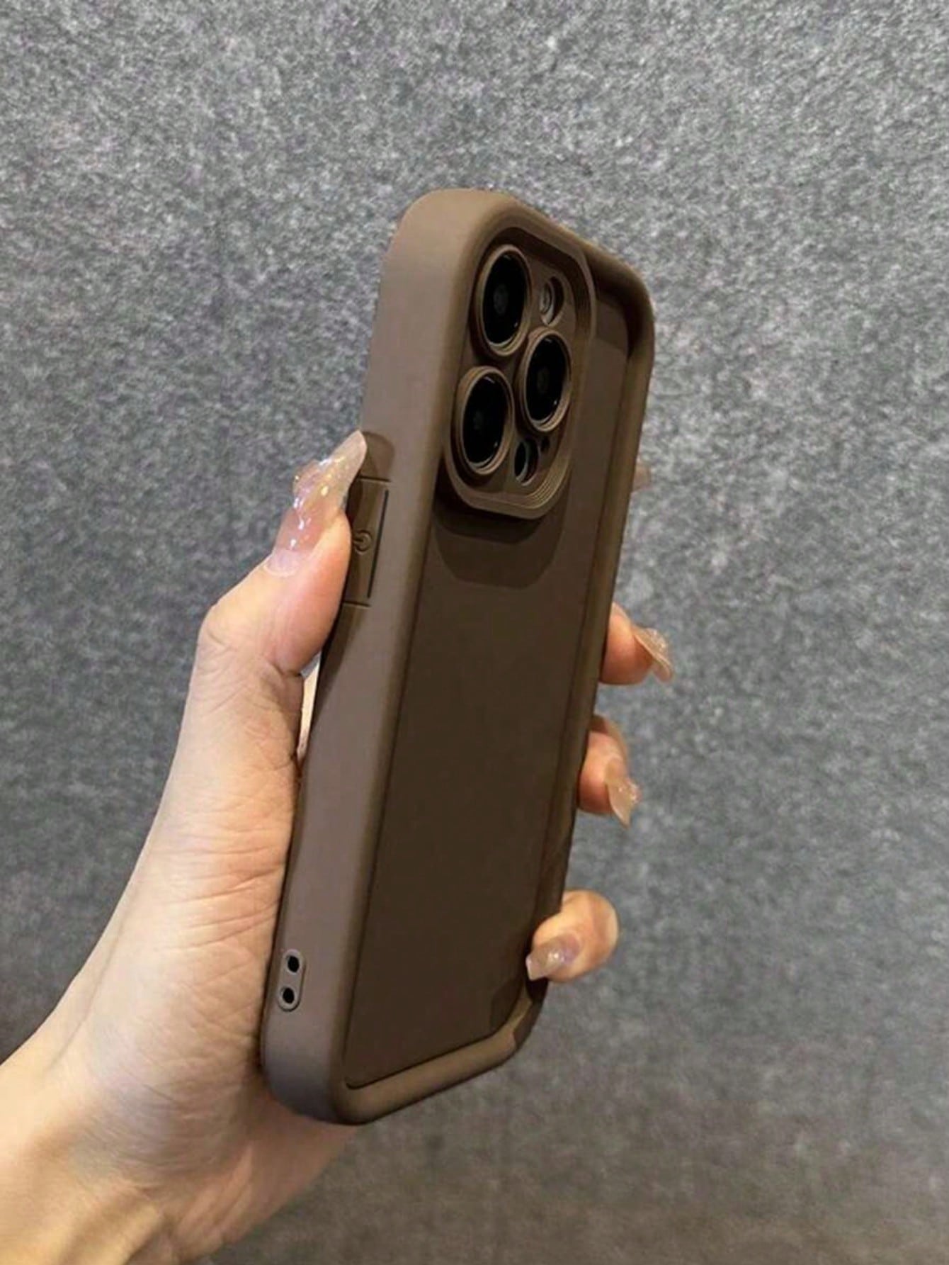 Minimalist Solid Color Thick Shock-Absorbing Khaki Phone Case, Compatible With 17/17 Pro/17 Pro Max/16 Pro Max/16/16 Pro/16 Plus/16E/15/15 Plus/15 Pro/15 Pro Max/11/12/13/14 Pro Max/XS/XR/11 Pro/11 Pr