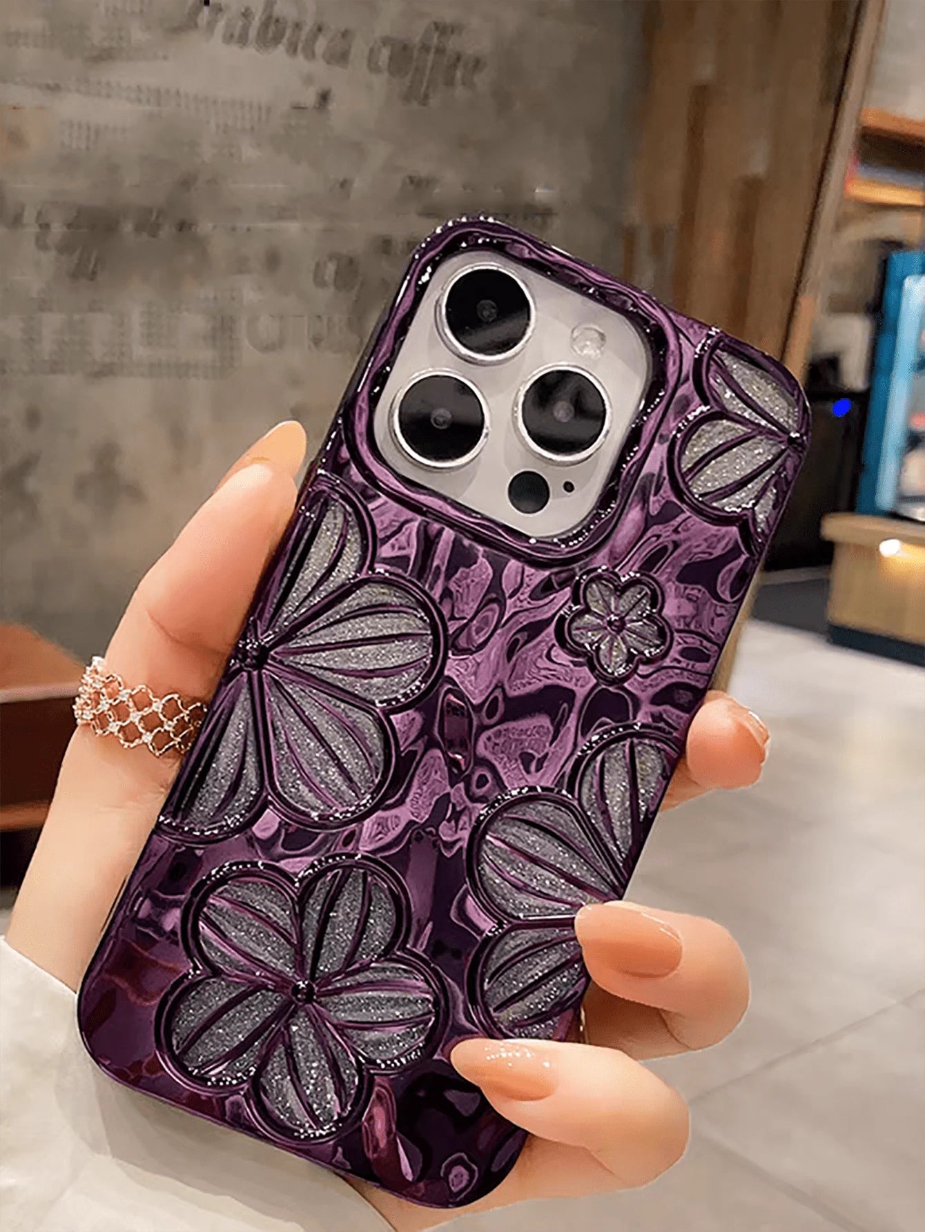 Minimalist TPU Fashion Flower Pattern Glitter Electroplated Retro Personalized 3D Painting Flower TPU Case Compatible With Iphone14 IPhone14Pro IPhone14Plus IPhone14ProMax IPhone15 IPhone15Pro IPhone1