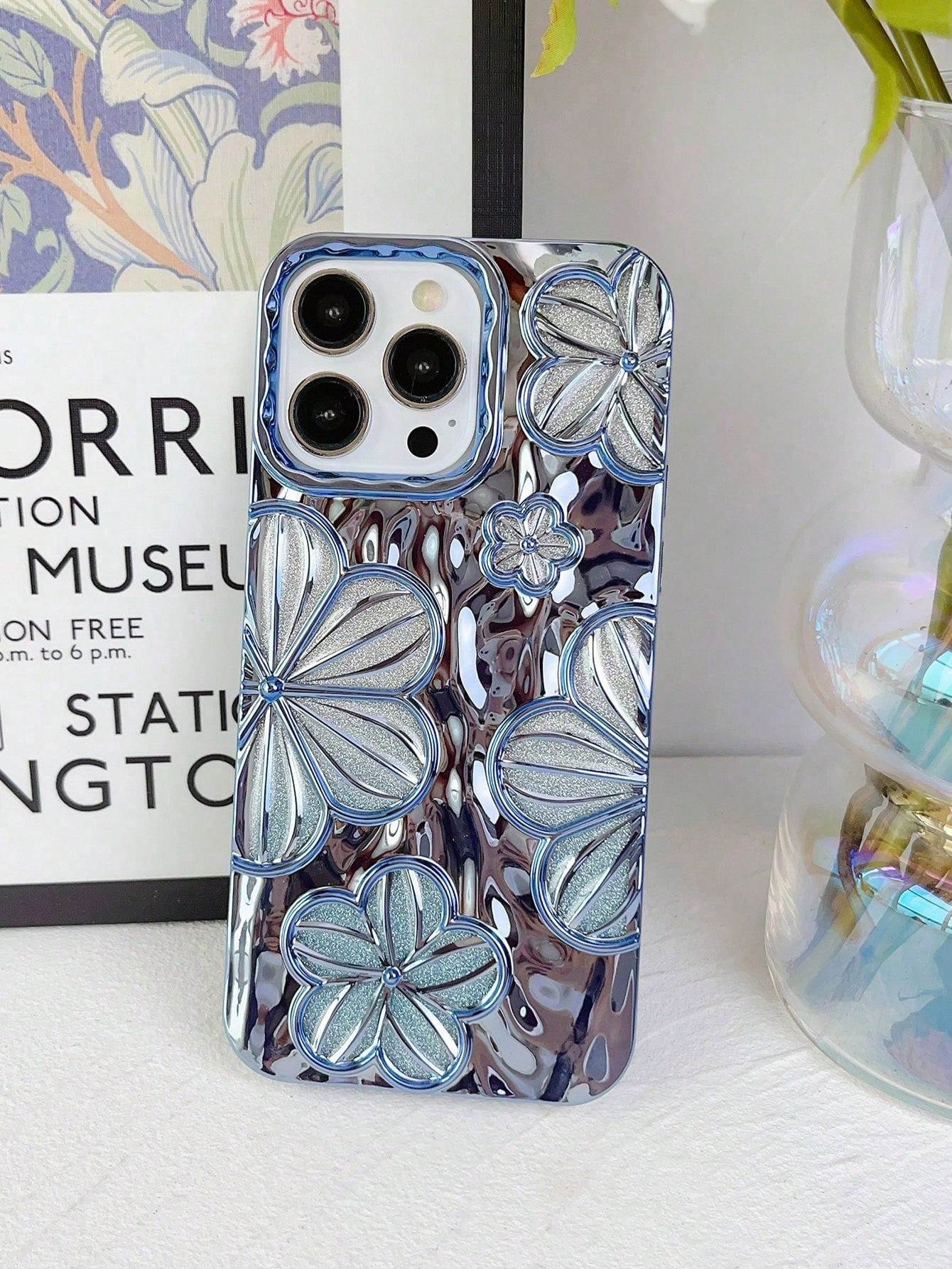Minimalist TPU Fashion Flower Pattern Glitter Electroplated Retro Personalized 3D Painting Flower TPU Case Compatible With Iphone14 IPhone14Pro IPhone14Plus IPhone14ProMax IPhone15 IPhone15Pro IPhone1