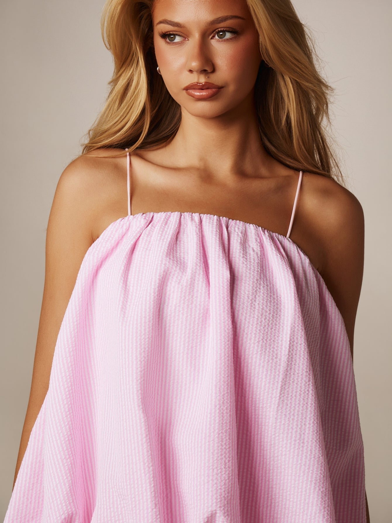 MISSGUIDED Stripe Balloon Cami Top With Spaghetti Straps Gathered Neckline Bubble Hem Summer Vacation Top