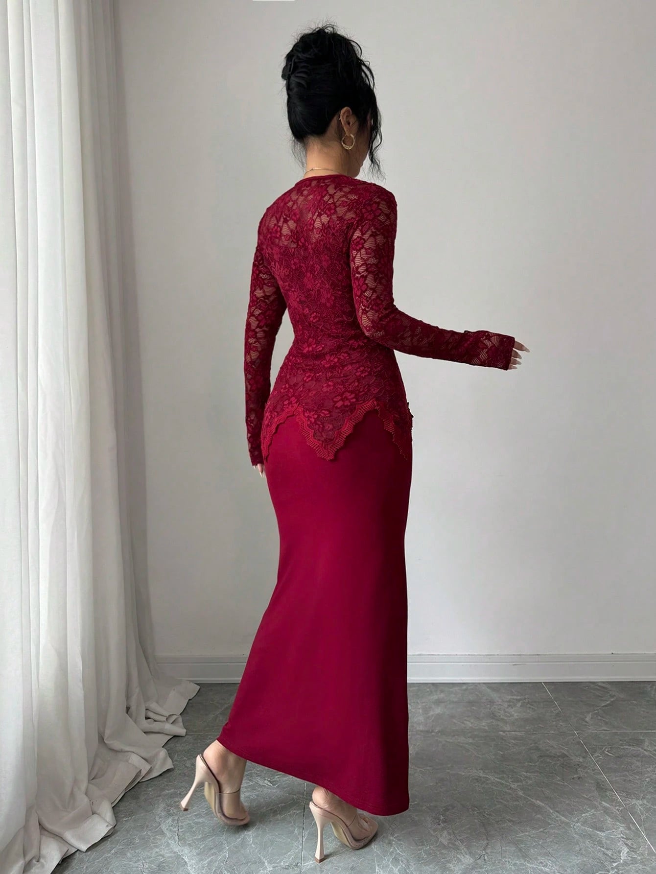 Modelyn Square Neck Lace Patchwork Button Waist Bodycon Midi Dress For Women