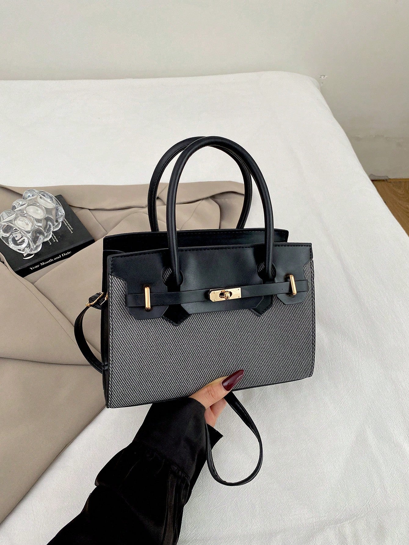 New Canvas Patchwork Contrast Color Handbag For Women, Metal Lock Small Square Bag, Premium Daily Commute Crossbody Bag