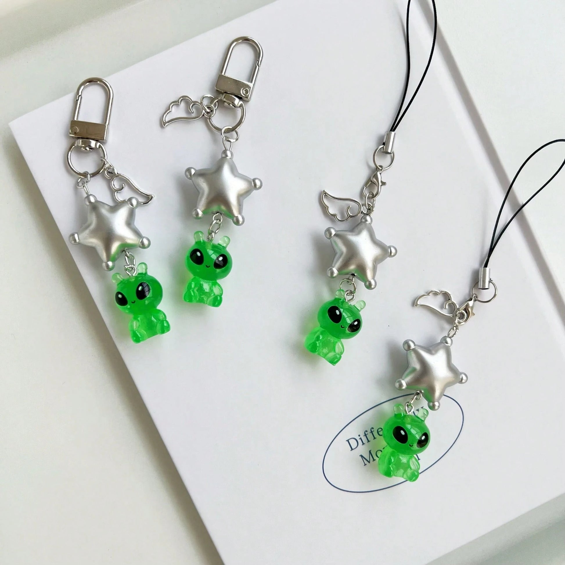 New Personalized Quirky Star Phone Lanyard Transparent Alien Phone Strap Keychain Bag Charm Gift Accessory Small Pendant