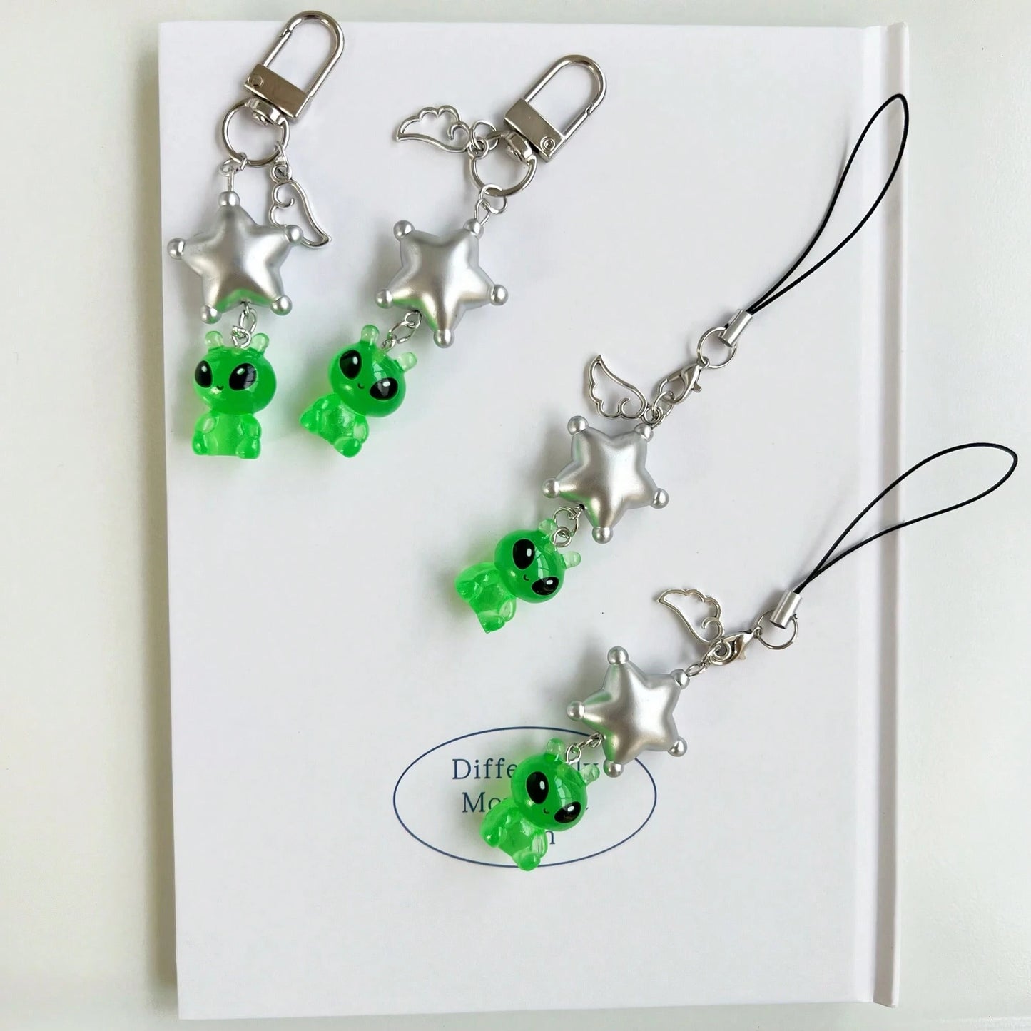 New Personalized Quirky Star Phone Lanyard Transparent Alien Phone Strap Keychain Bag Charm Gift Accessory Small Pendant
