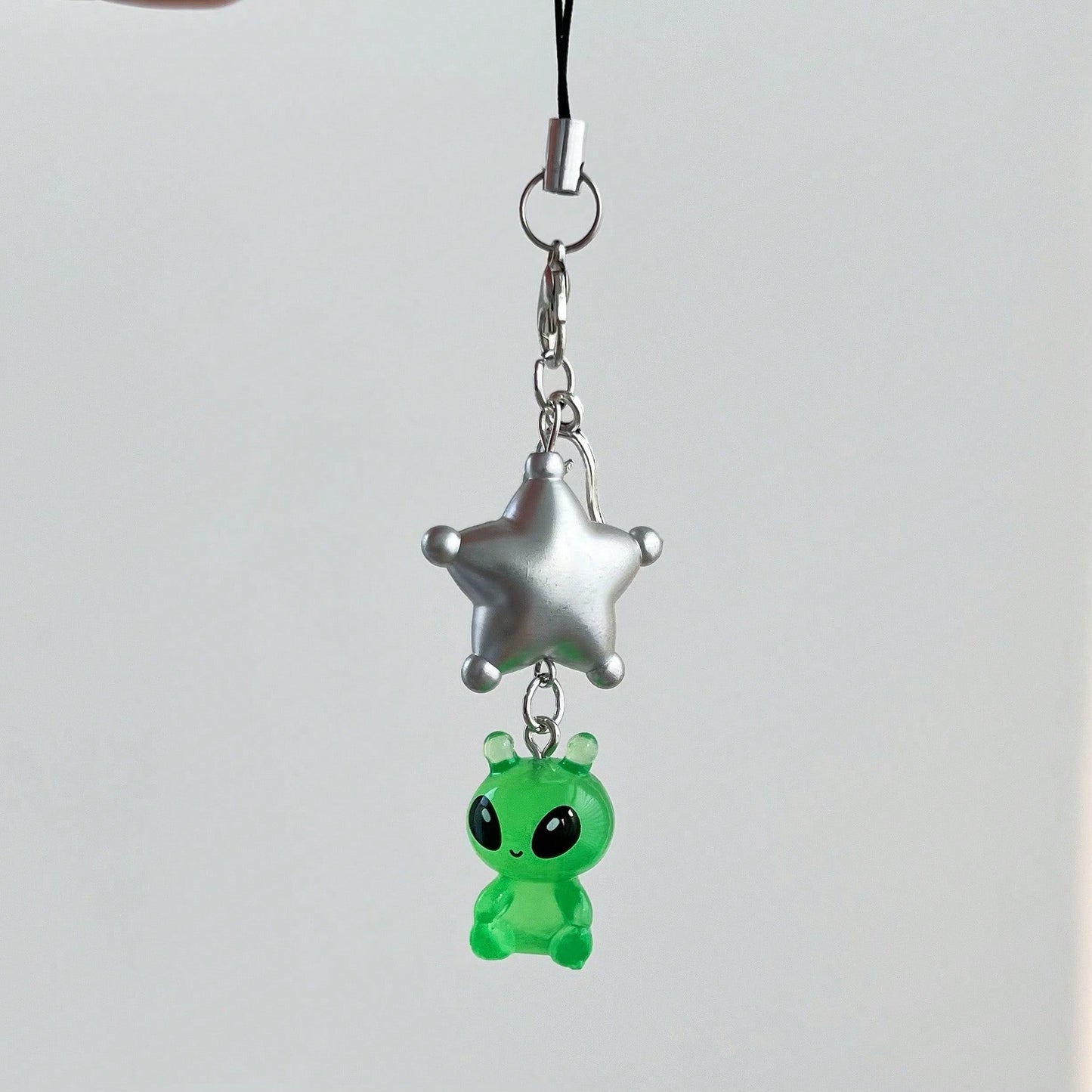 New Personalized Quirky Star Phone Lanyard Transparent Alien Phone Strap Keychain Bag Charm Gift Accessory Small Pendant