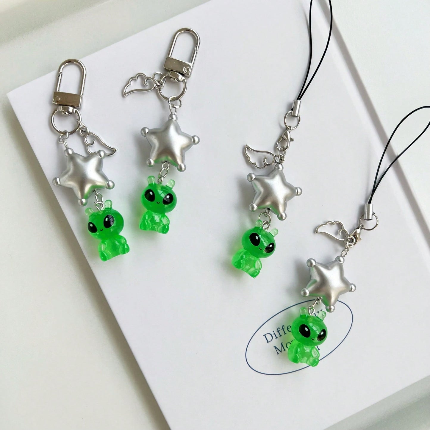 New Personalized Quirky Star Phone Lanyard Transparent Alien Phone Strap Keychain Bag Charm Gift Accessory Small Pendant