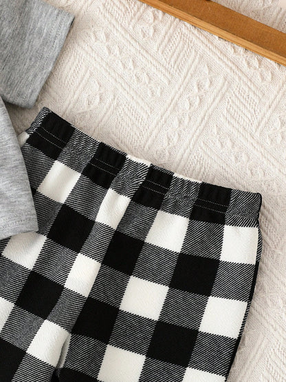 Newborn Baby Boy Minimalist Embroidered Pattern Round Neck Short Sleeve Plaid Loose Casual Pajama Set, 2pcs