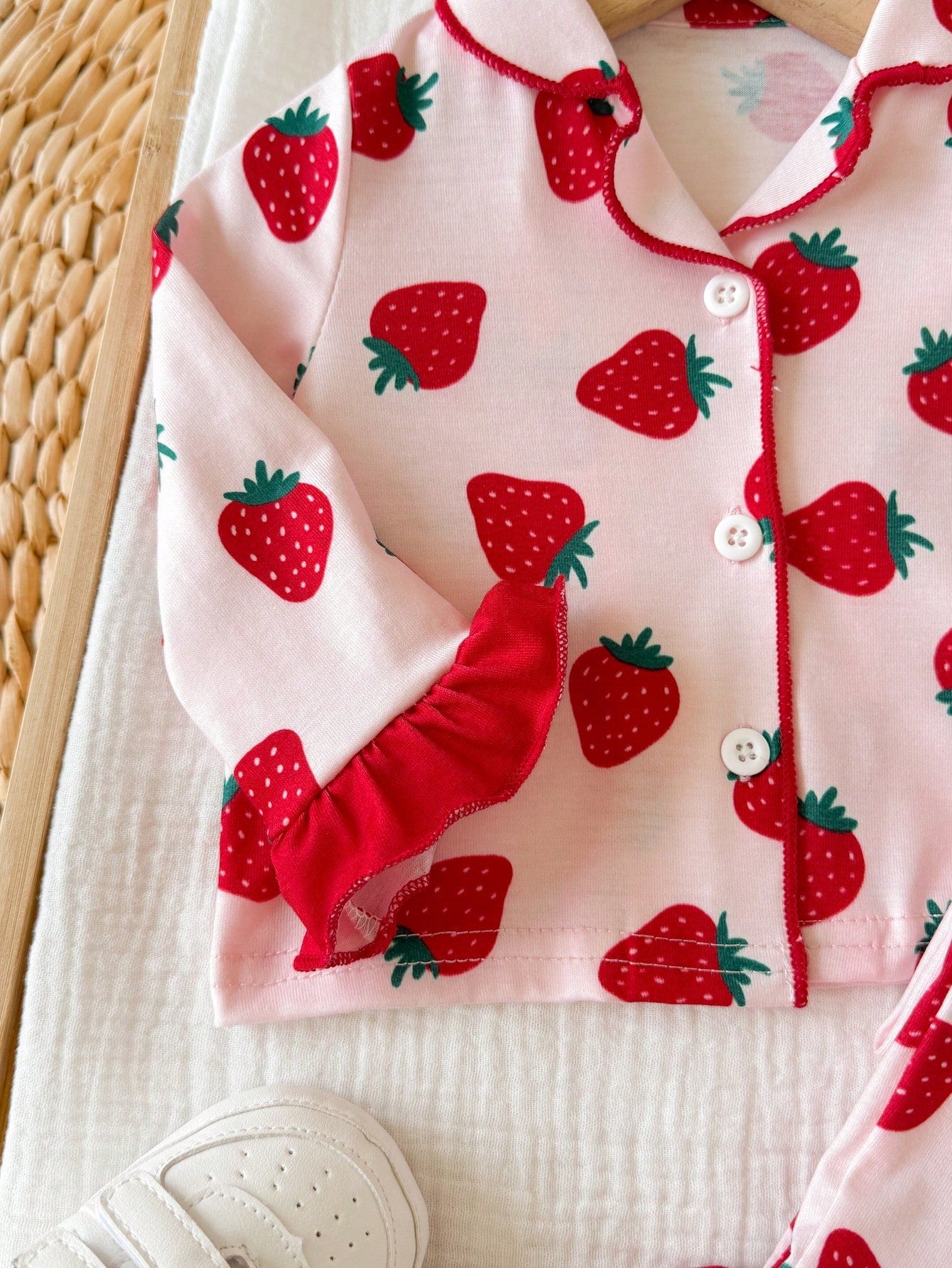 Newborn Baby Girl Cute Casual Knit Colorblock Fruit Print Long Sleeve Loungewear Set