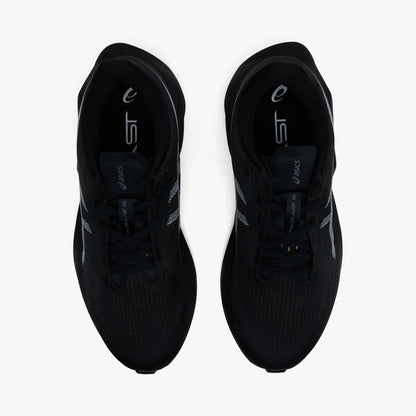 ASICS NOVABLAST 6. Top view of black running shoes showing black laces, padded tongues and tonal insoles.