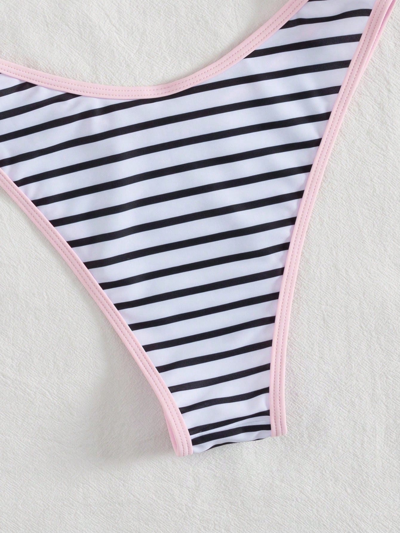 PEPPERMOLLY Women's Sexy & Fashionable Black & White 2 Pieces Swimsuit, Summer Beach Bikini Set Vacation
