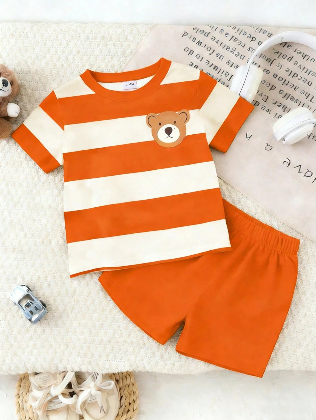 Playful Pals 2pcs/Set Baby Boy Cute Bear & Striped Print Round Neck Short Sleeve T-Shirt + Navy Shorts Set, Suitable For Outings In Summer