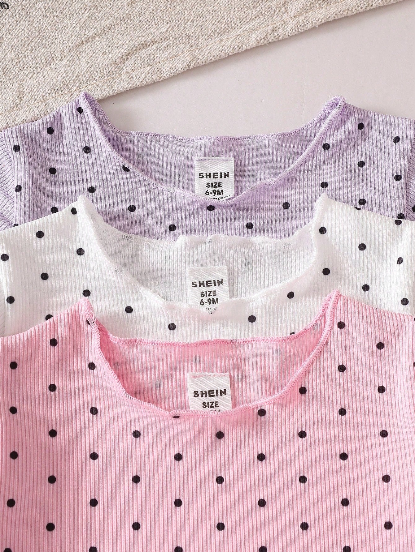 Playful Pals 3pcs Girls Polka Dot Short Sleeve Top And Shorts Set, Fashionable Summer Outfit For Toddlers