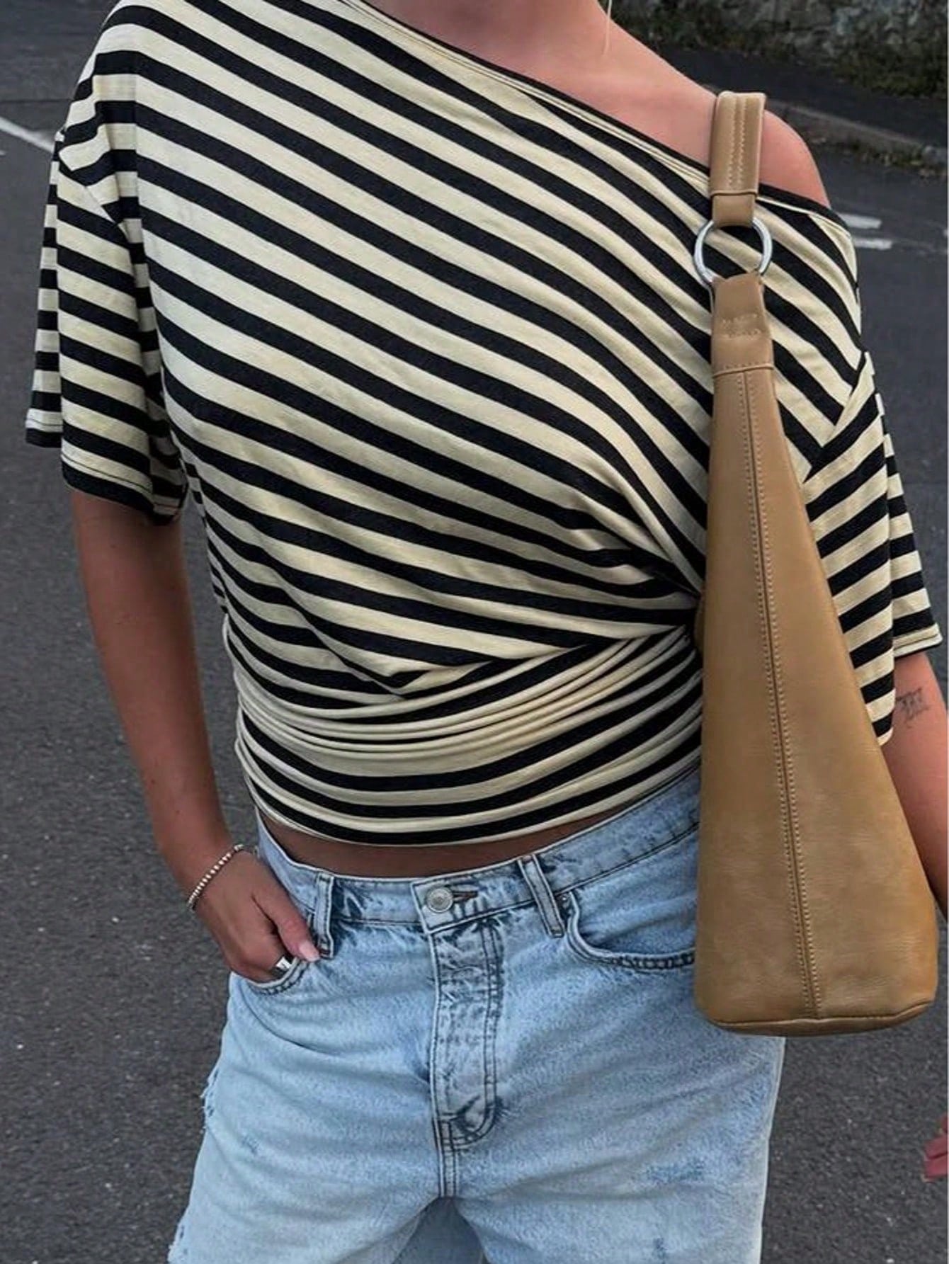 Plus Size Women's New Fashion Elegant Striped Cold Shoulder Oblique Collar Short Sleeve T-Shirt With Waist Ruching, Suitable For Daily, Beach, Campus, Vacation, Street Casual Summer