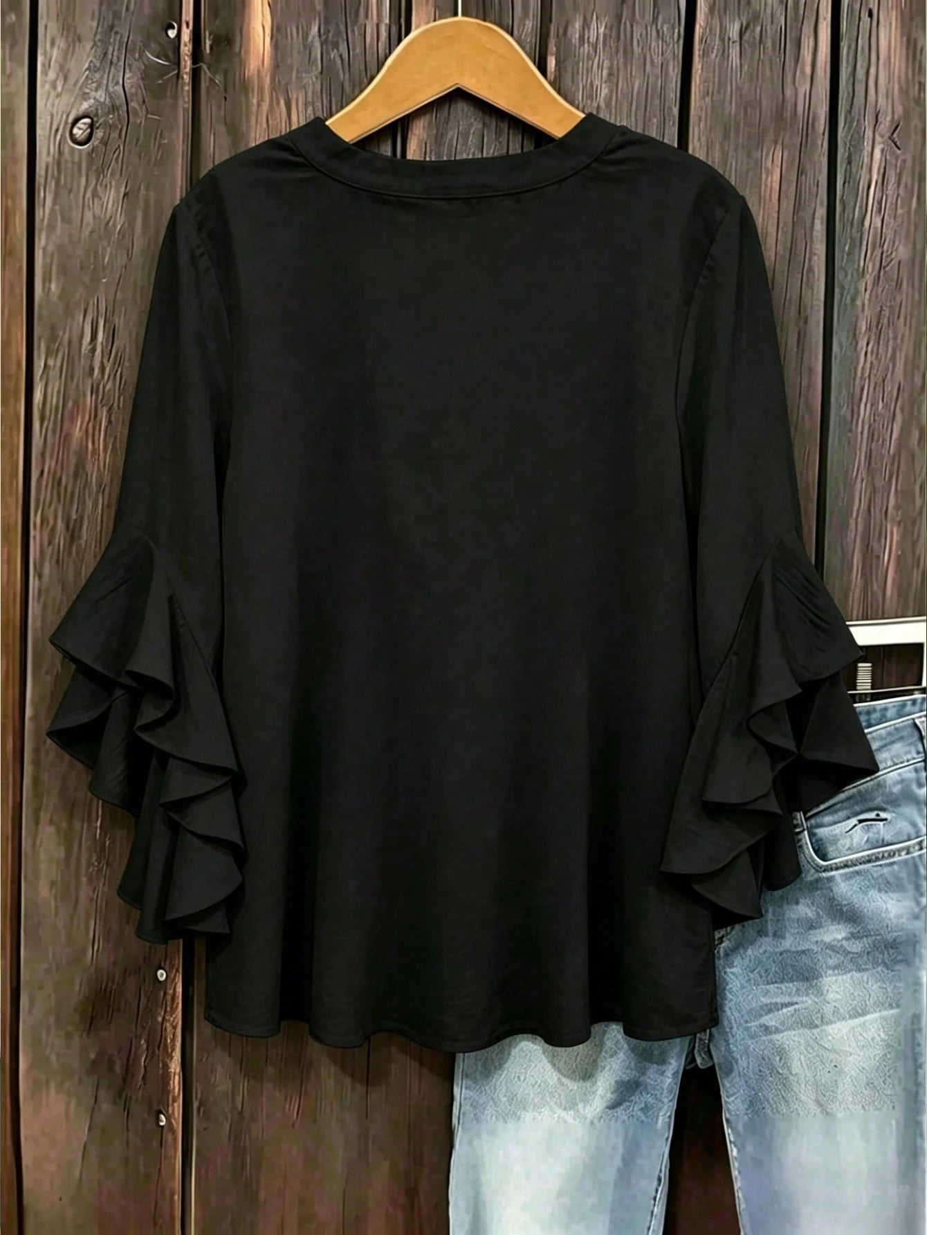 Plus Size Women Solid Color Ruffle Sleeve V-Neck Blouse Top