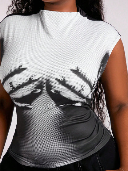 Radiana Plus Size Women's Realistic Body Print White Summer Casual Rock Bussines Concert Ruched Waist Cropped Fitted Tee,Street Style Music Festival Top