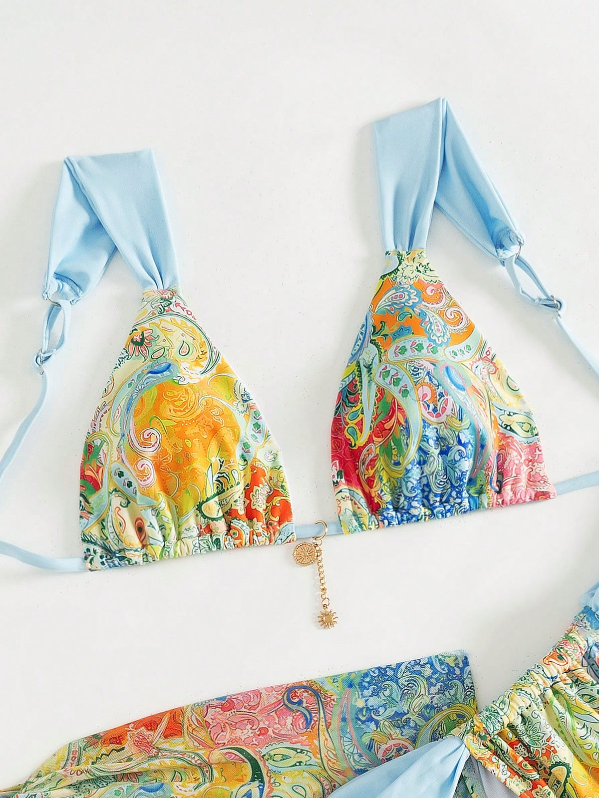 Random Paisley Print Light Blue Thick Strap Gold Trim Women's 3 Pieces Swimsuit Set Beach Vacation Style Summer