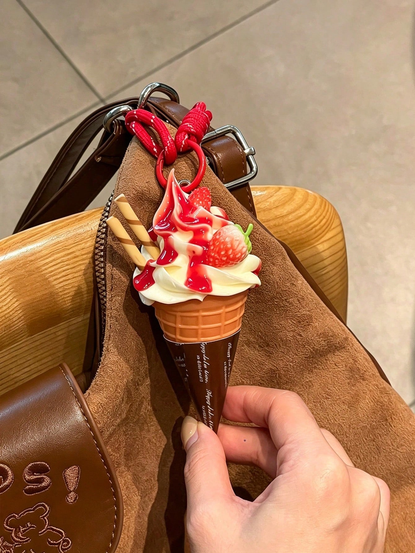 Realistic Ice Cream Cone Pendant Charm, Strawberry Cherry Fruit Cream Ice Cream Keychain, Sweet 3D Creative Bag Accessory, Fashionable Versatile Novelty Gift, Back To School Season Gift, Birthday Part