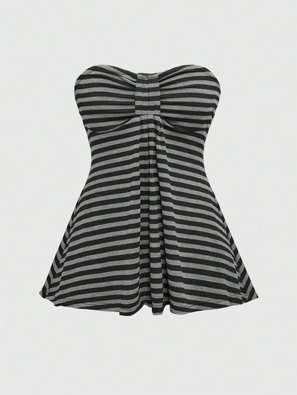 ROMWE Goth Plus Size Y2K Music Festival Striped Cropped Bandeau Top
