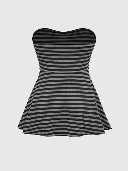 ROMWE Goth Plus Size Y2K Music Festival Striped Cropped Bandeau Top