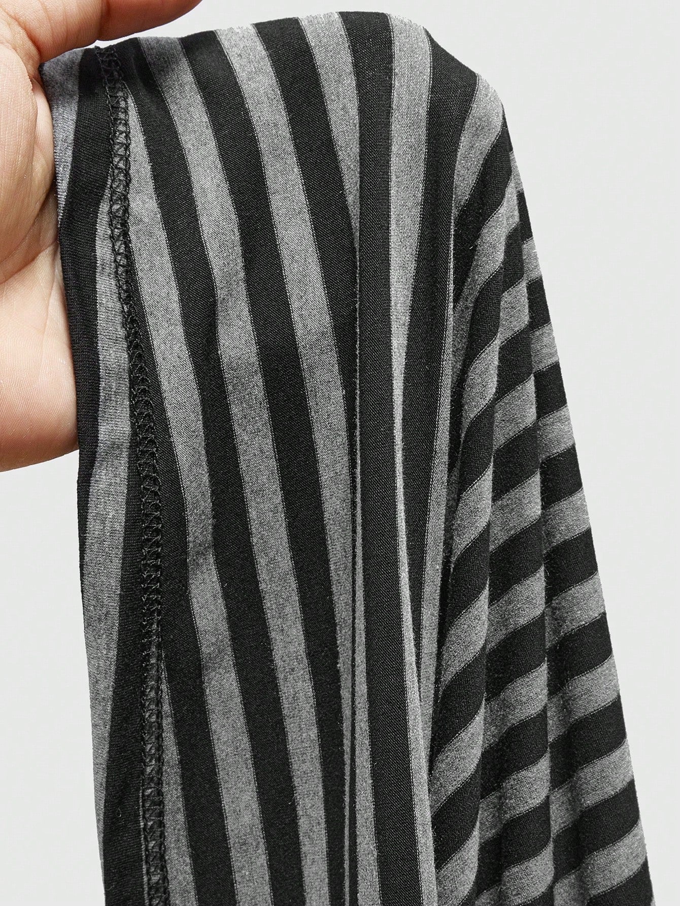 ROMWE Goth Plus Size Y2K Music Festival Striped Cropped Bandeau Top