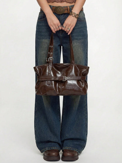 ROMWE Grunge Punk 1pc Vintage Large Capacity Tote Bag, Commuter Oversized Underarm Bag, Fashionable Motorcycle Handbag For Women, PU Solid Color Oiled Wax Leather, Strap Decor, Zipper Closure, Ladies