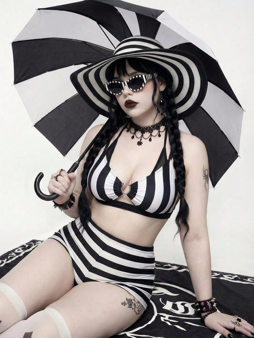 ROMWE Plus Size Women's Color Block Halter Bikini Top And Triangle Bottoms Swimwear Set, Suitable For Summer Vacation Beach Goth