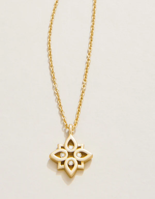 Sea La Vie Necklace 18'' Never Give Up/Lotus