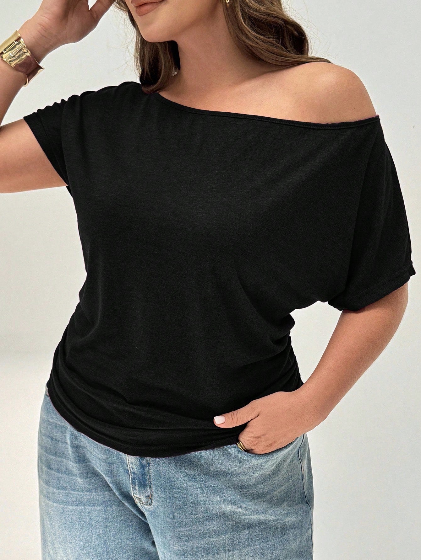 Shapeblank Plus Size Women's Black Summer Casual Everyday Loose Comfortable Off-Shoulder Tops,Thin Cool Daily Work Style, Vacation Cruise Outfits,Curve