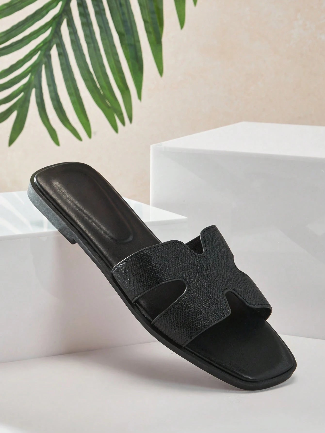 SHUZIA Women Comfy Everyday Summer Vacation Casual Flat Sandals Valentine's Day Summer Shoes