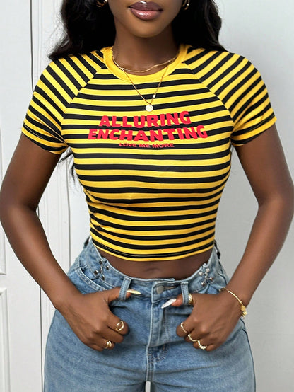 Slaydiva 2025 Summer Casual Sexy Street Wear Y2K Black And Yellow Stripes Letter Print Round Neck Slim Women T-Shirt School Music Festivals Crop Top Night Out