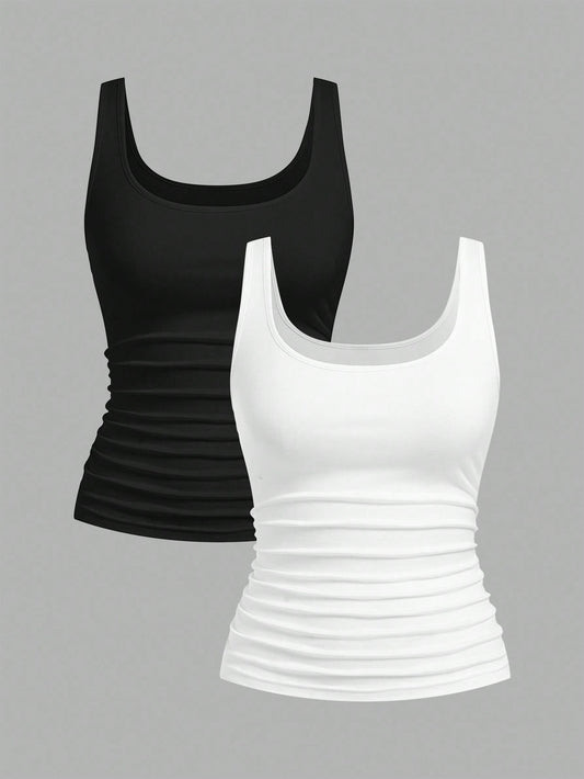 Slaydiva 2pcs Plus Size Women Black And White,Autumn,Smart Casual,Everyday Ruched Waist Tight Fitting Camisole Set,Vacation Casual Y2K Style Curvy Tank Tops