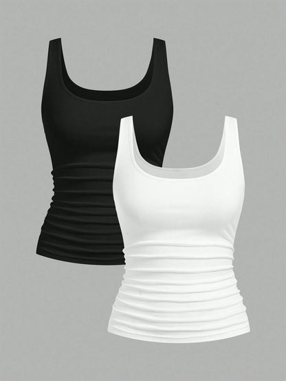 Slaydiva 2pcs Plus Size Women Black And White,Autumn,Smart Casual,Everyday Ruched Waist Tight Fitting Camisole Set,Vacation Casual Y2K Style Curvy Tank Tops