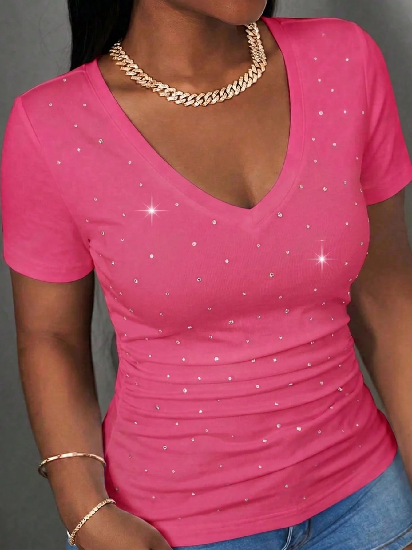 Slaydiva Casual Minimalist Rhinestone Rose Red Plus Size V-Neck T-Shirt, Suitable For Music Festivals In Summer