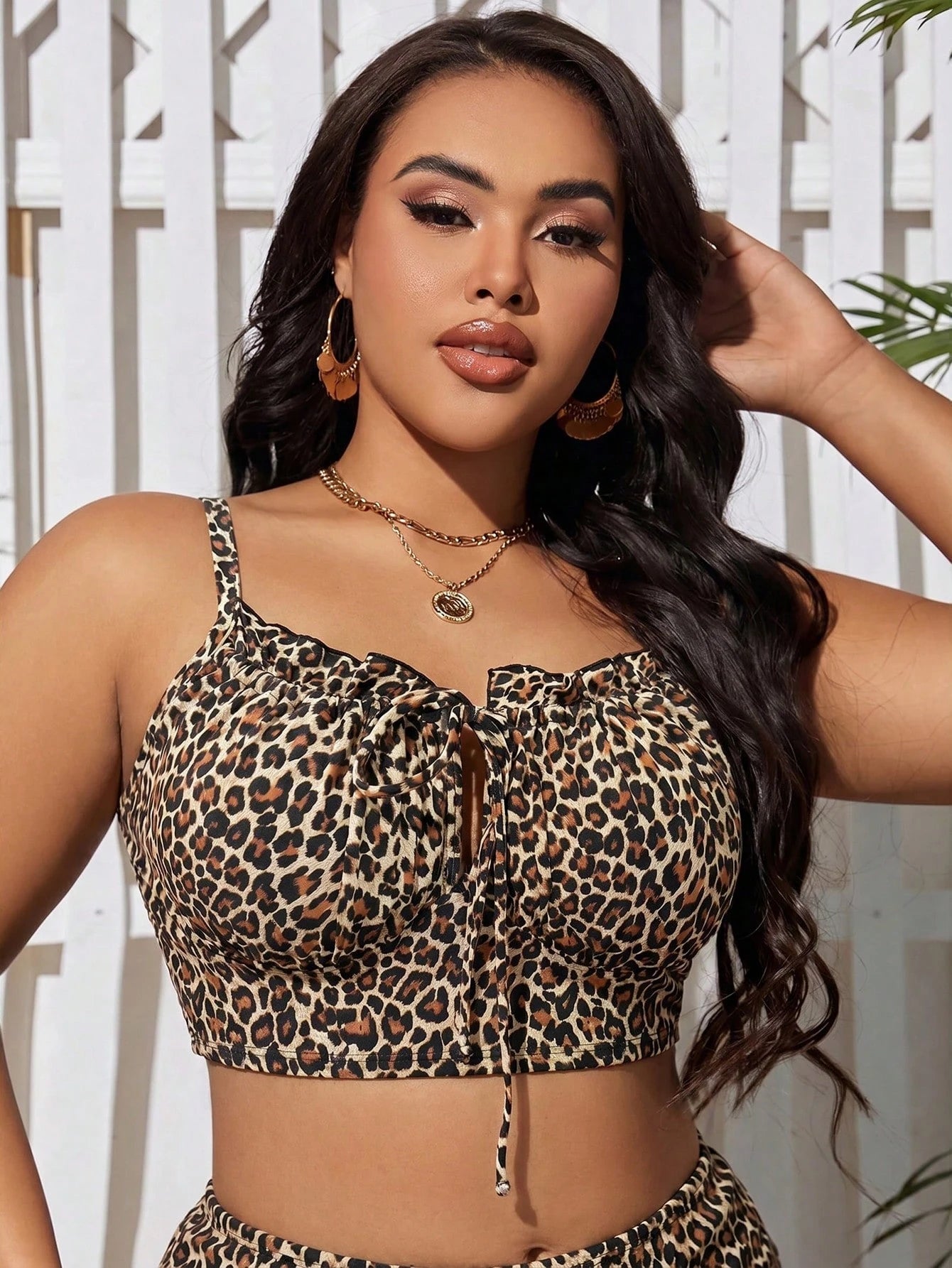 Slaydiva Plus Size Solid Color Drawstring Camisole Swimwear Top
