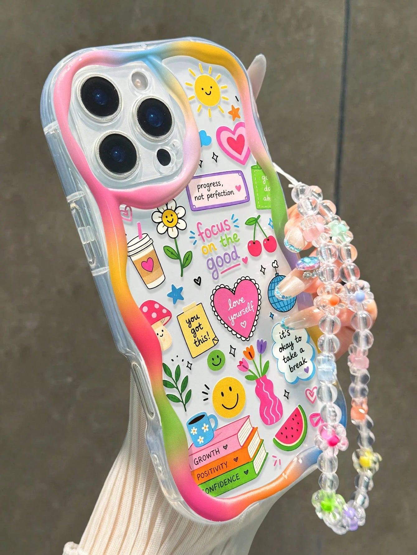 Smiling Face Printed Flat Cream Wave Edge With Bracelet Simple Anti-Drop Thickened Phone Protective Case Suitable For Ip 17/Ip 17pro/Ip 17promax/Iphone16 XR/7/8 Iphone15Promax/12PROMAX/13PROMAX/14PRO