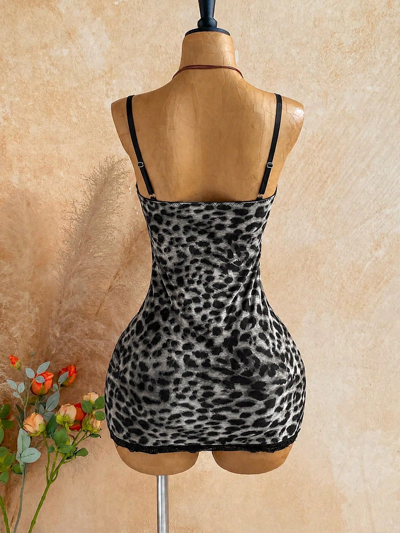 Soleia Vacation Lace Cup Detail Tropical Floral Mesh Bodycon Mini Dress For Dating Club Night Out Party Sexy Boho Summer Women Black And White Leopard Print