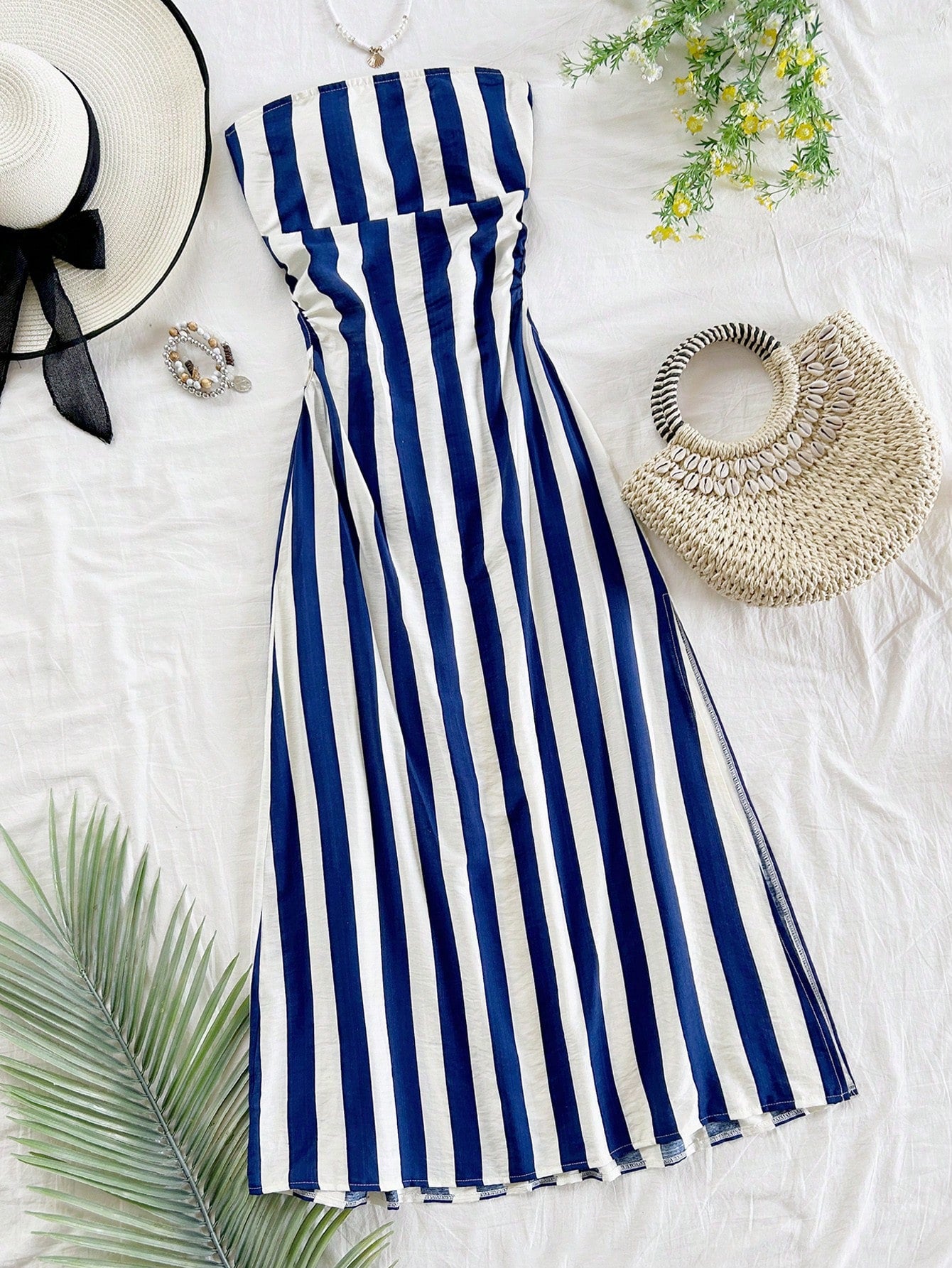 Soleia Women Tropical Island Vacation Halter Backless Tie Waist A-Line Long Dress, Green & White Stripe Print Summer Dresses For Women,Sun Dresses For Women