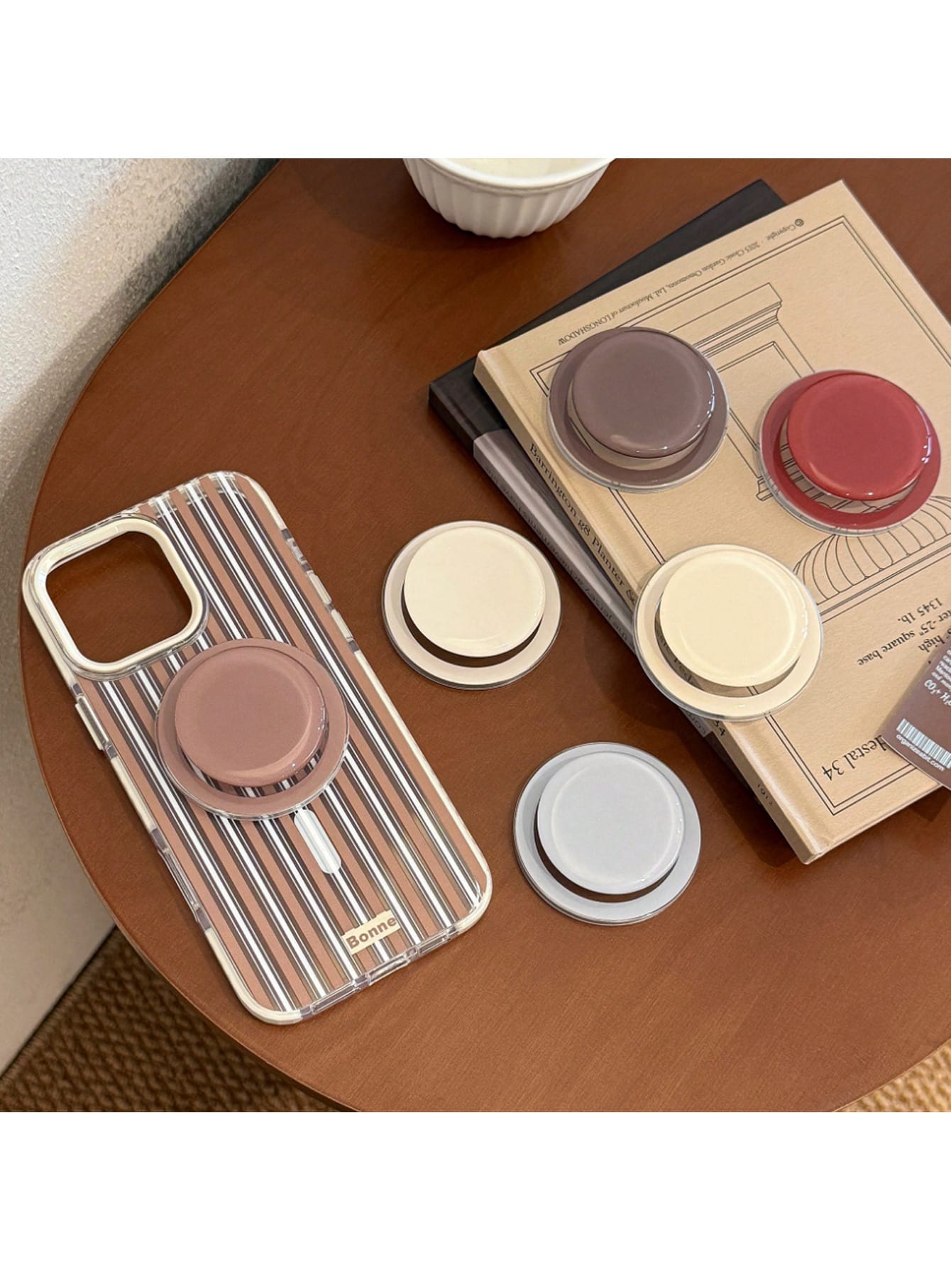 Solid Color Push And Pull Bracket 1pc Adjustable Magnetic Phone Holder Foldable Unique Design With Dual-Person Leaning Support Compatible With Apple And Android Phones Great Gift For Birthday Family A