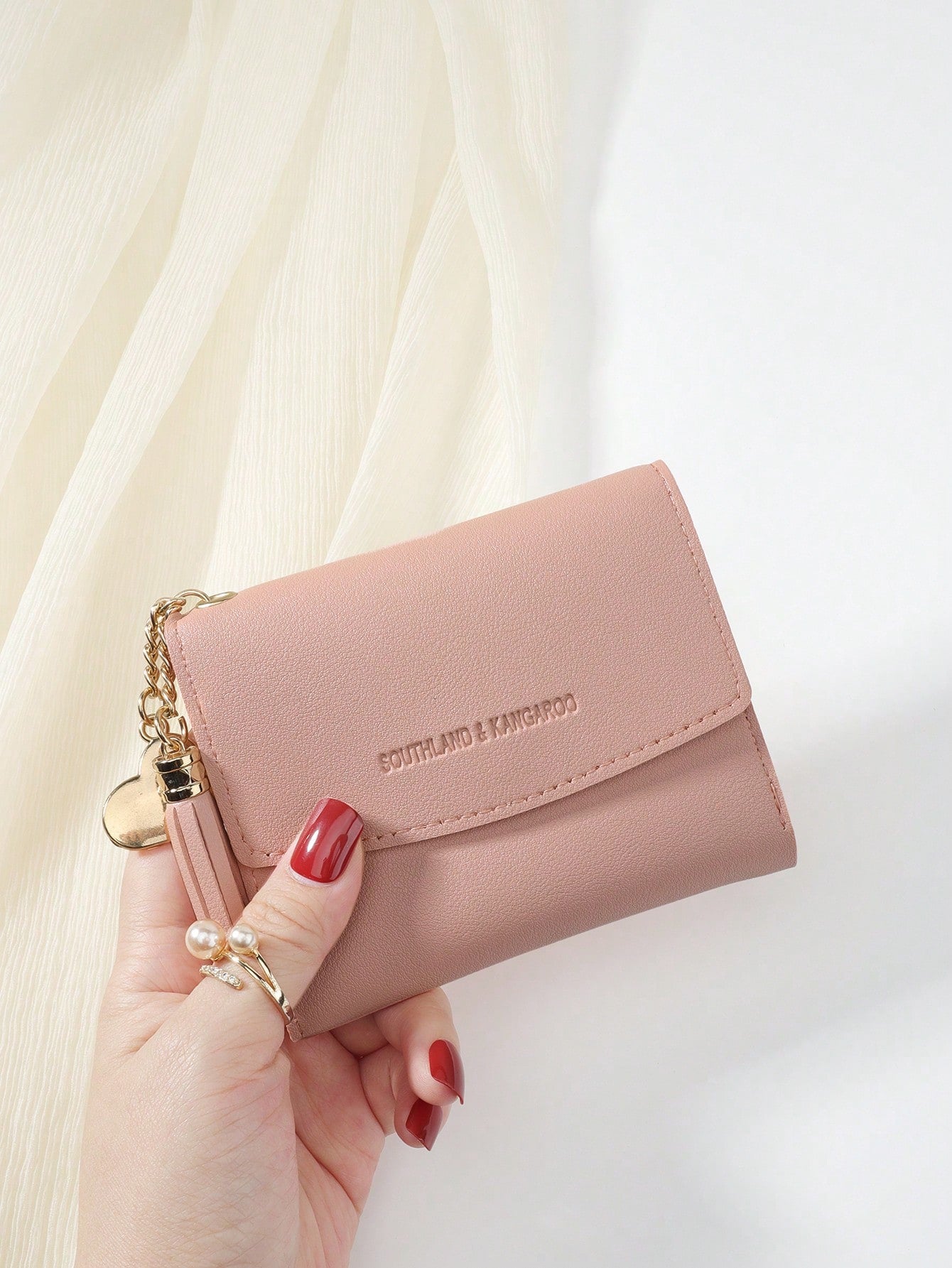 SOUTHLAND&KANGAROO Light Pink Metal Heart Tassel Decor Coin Purse, Compact Foldable Women's Wallet, Mini Lightweight Simple Fashion Modern Business Style, Suitable For Anniversary, Valentine's Day, Bi