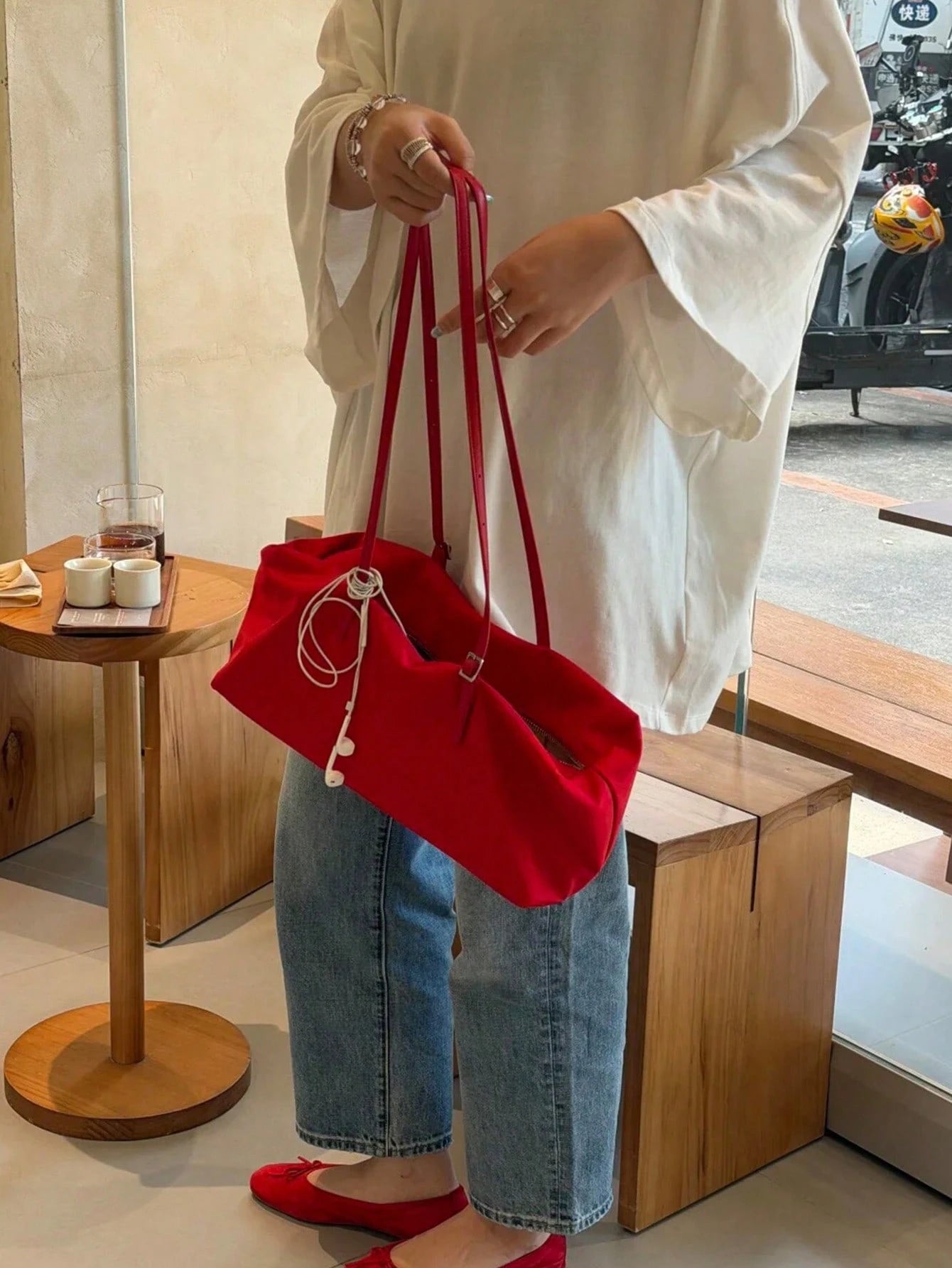 Super Hot Red Nylon Tote Bag For Women 2026 New Lightweight Large Capacity Commuter Handbag Shoulder Underarm Bag