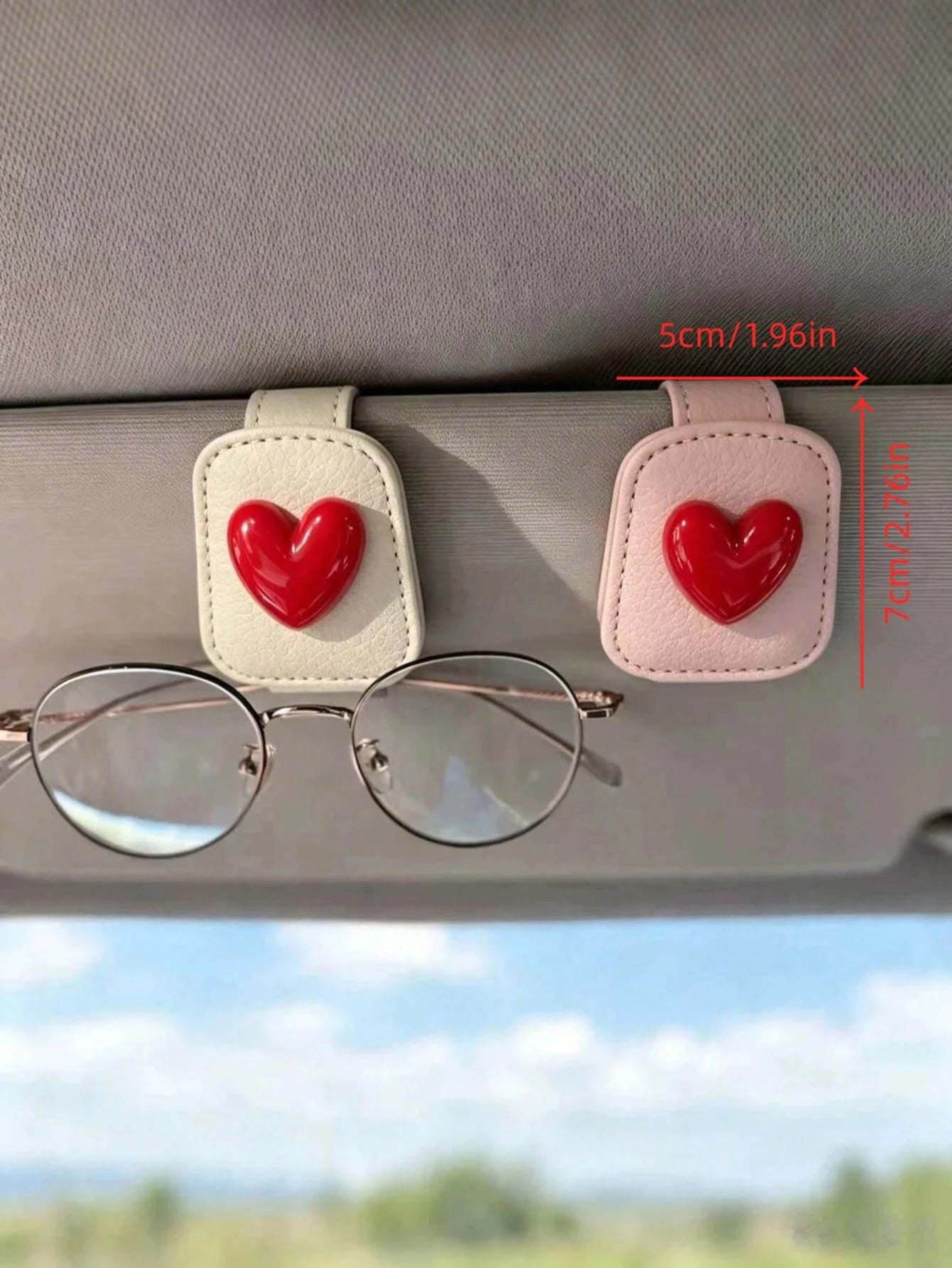 Sweet & Cool Red Heart Car Fashion Glasses Clip, Non-Slip Leather Sun Visor Fashion Glasses Holder, Highly Attractive Car Interior Decor