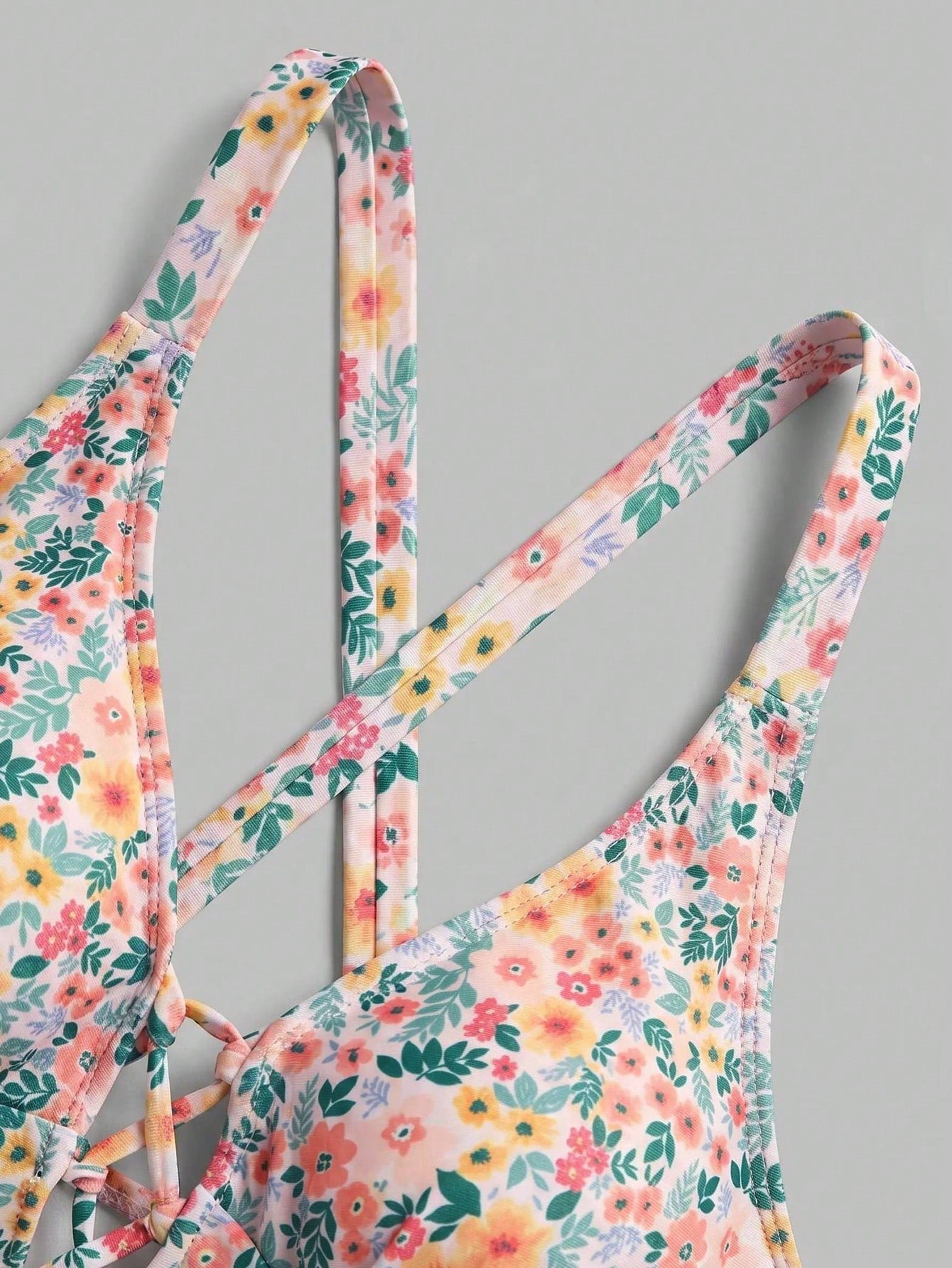 Sweetra CURVE Plus Size Women's Summer Beach Vacation Ditsy Floral Tie-Front Cross-Back Split Bikini Set Set