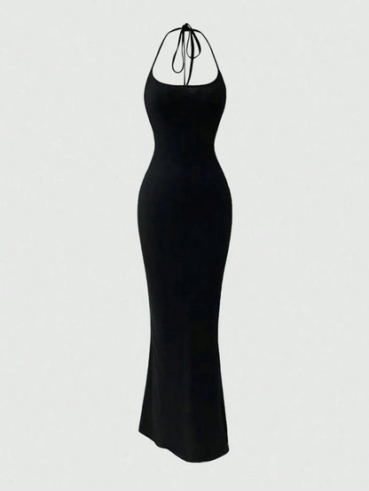 Sweetra Women Solid Color Minimalist Halter Tie Neck Velvet Long Black Homecoming Dress Maxi Women Outfit