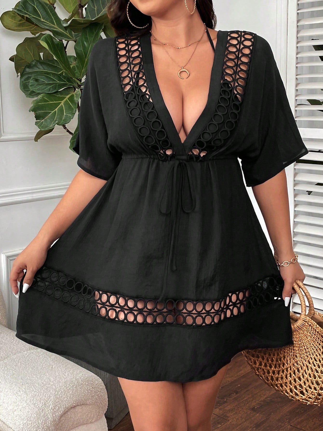 Swim Lushoire Summer Beach Fashionable Plus Size Women Solid Color Hollow Out Short Sleeve Cover Up