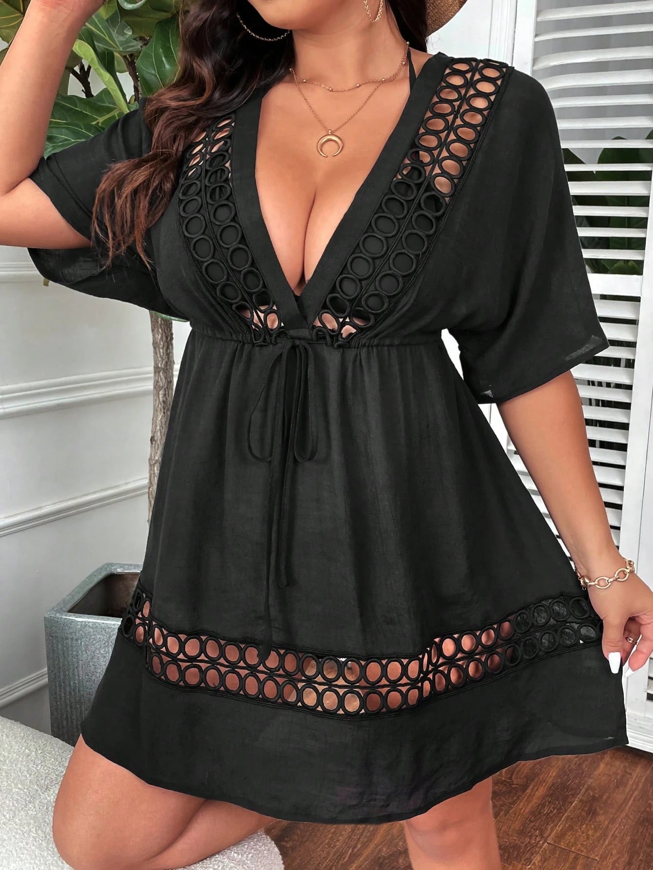 Swim Lushoire Summer Beach Fashionable Plus Size Women Solid Color Hollow Out Short Sleeve Cover Up