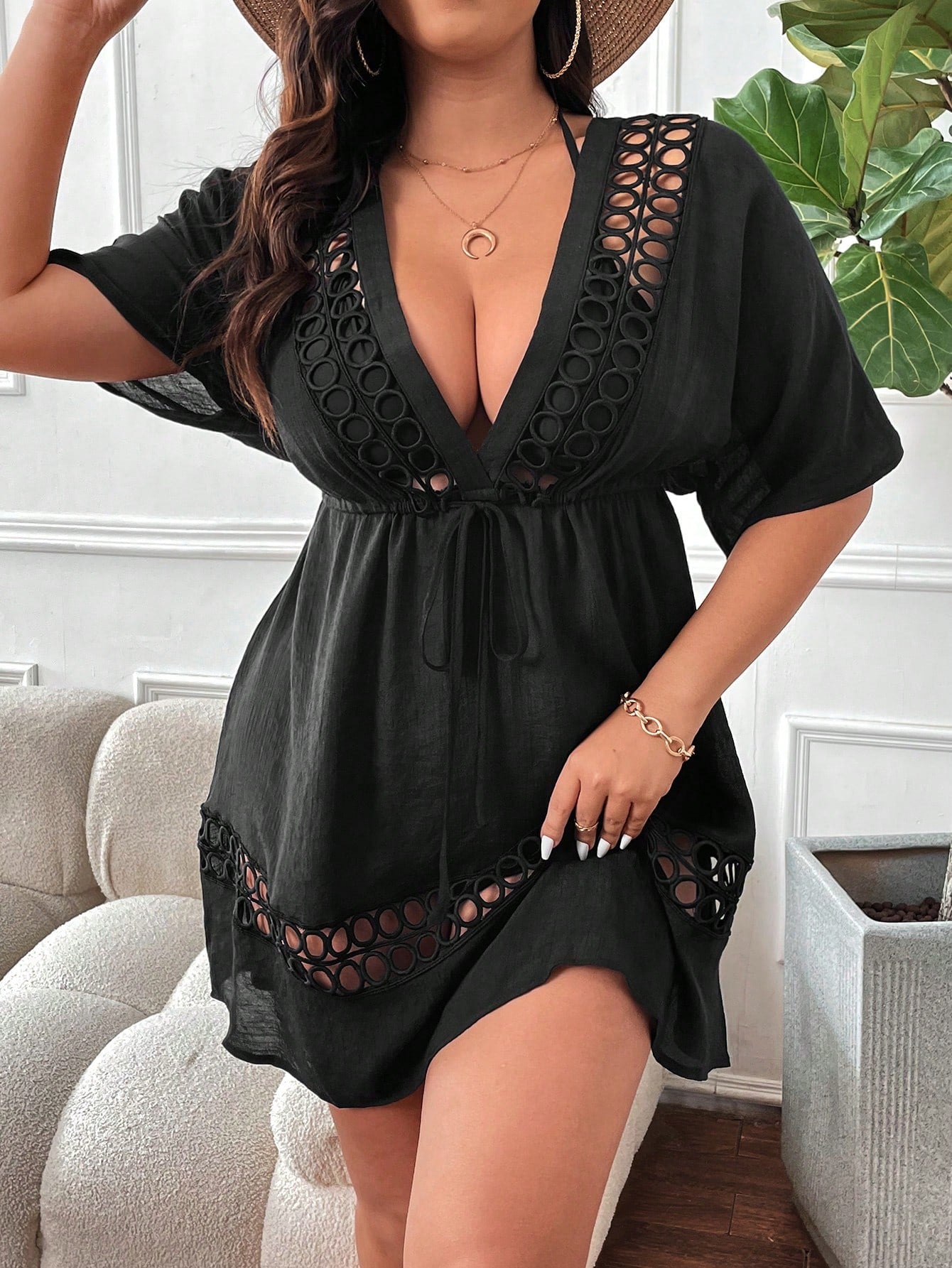 Swim Lushoire Summer Beach Fashionable Plus Size Women Solid Color Hollow Out Short Sleeve Cover Up