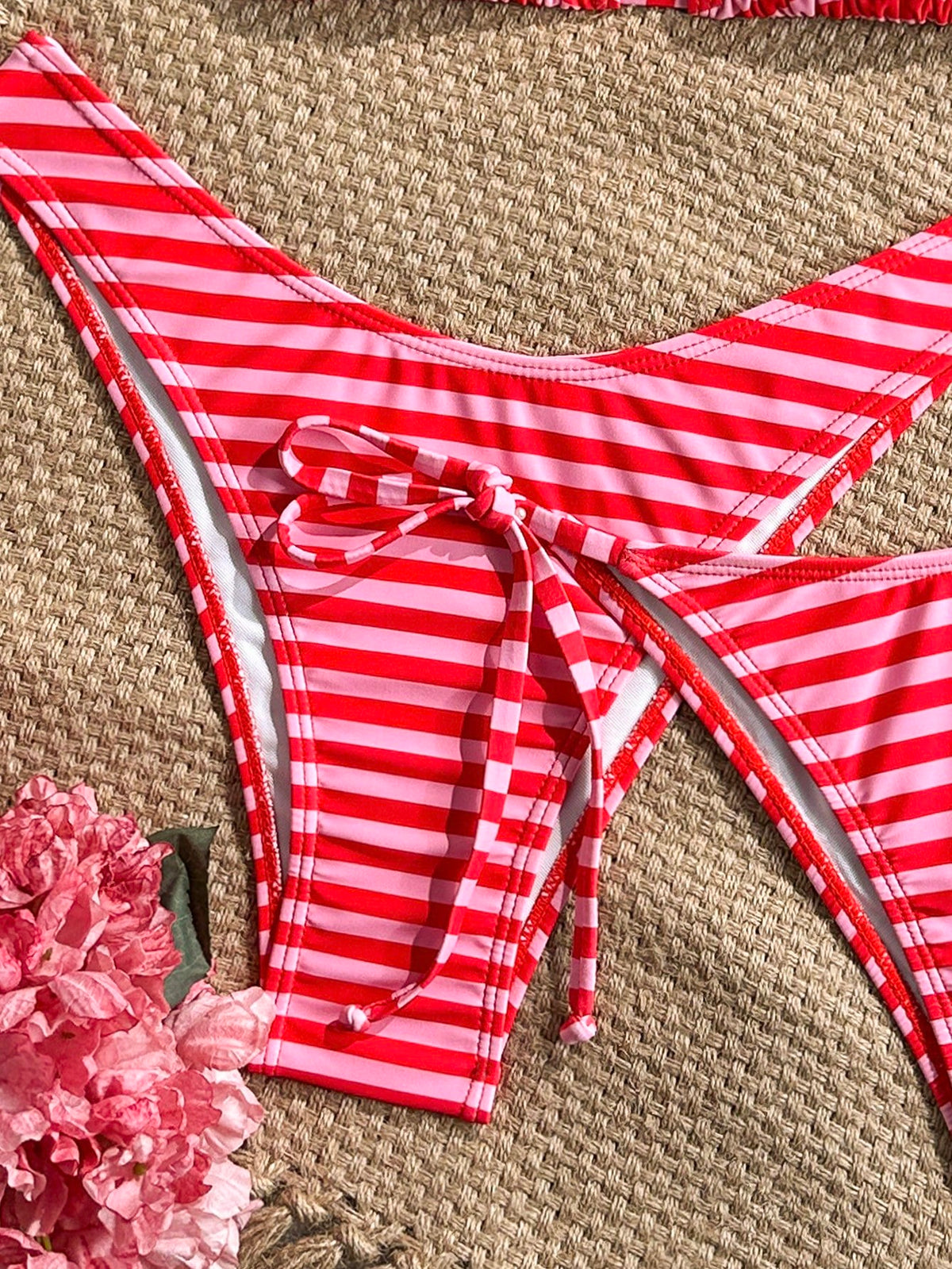 Swim Mod Women's 3-Piece Separates Tropical Cute Multi-Color Striped Print Halter Neck Tie Triangle Cup Bikini Set With Cute Triangle Bottoms, Hot-Selling Beach Vacation Casual Elegant Valentine's Day
