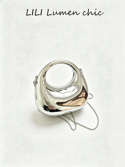 This Stylish And Minimalist Acrylic Handbag Features A Solid Color Design With Metal Chain Details. It Can Be Worn As A Shoulder Bag, Handheld, Or Crossbody. Multifunctional And Practical, It Is Suita