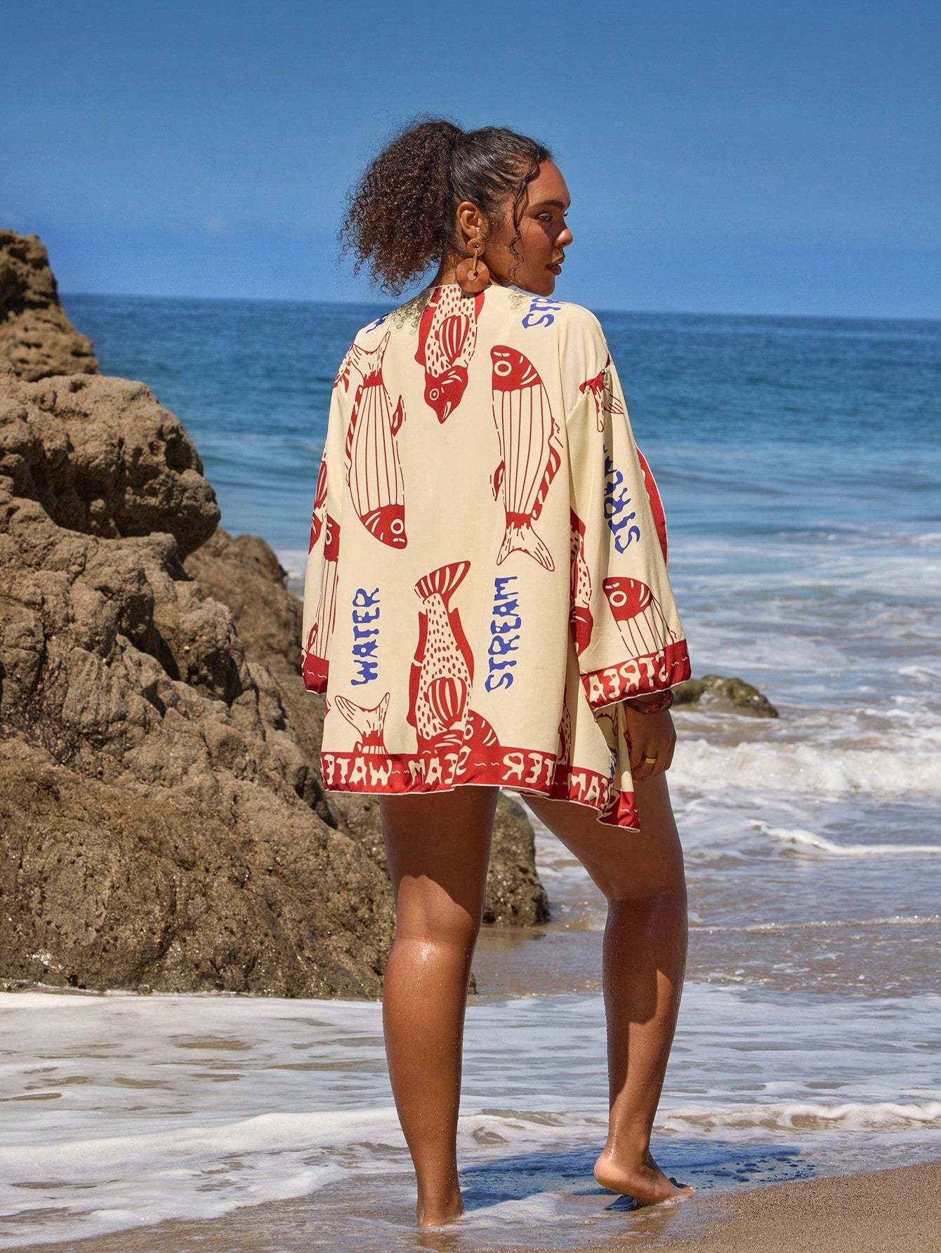 Travachic 3pcs Plus Size Women Beach Vacation Vacation Vacation Sardine Print Jacket, Cover-Up Bikini Set Beige Summer Bathing Suit For Women